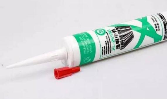 去除玻璃胶哪种方法最有效,用什么去除玻璃胶最好