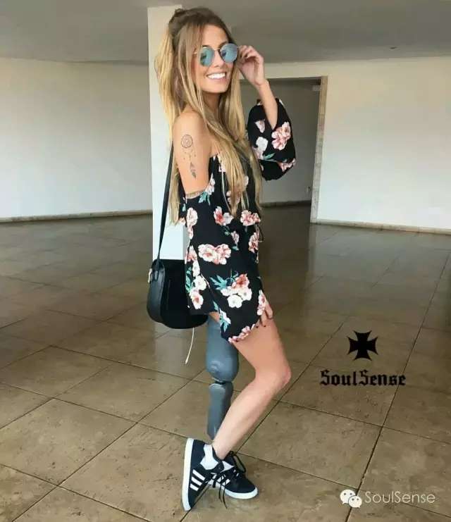 机械臂纹身手稿,机械臂纹身过程