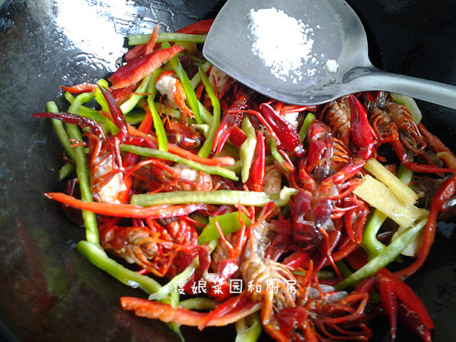 龙虾最好吃的5种做法图片,6种龙虾的做法大全集