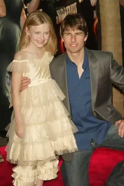 19岁爆红好莱坞女星,好莱坞巨星戛纳电影节红毯