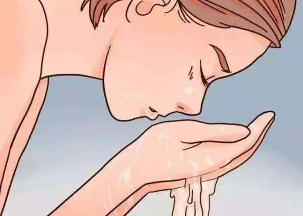 毛孔粗大的我，花了不到100块，终于将毛孔变小了！