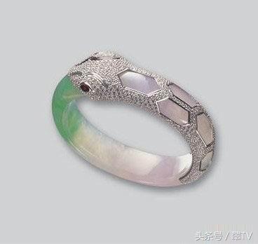 翡翠手镯不小心摔断了,怎样修复翡翠手镯裂纹