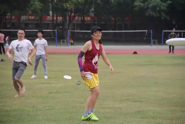 在接触极限飞盘前，很难想象世界上存在不需要裁判的集体竞技运动