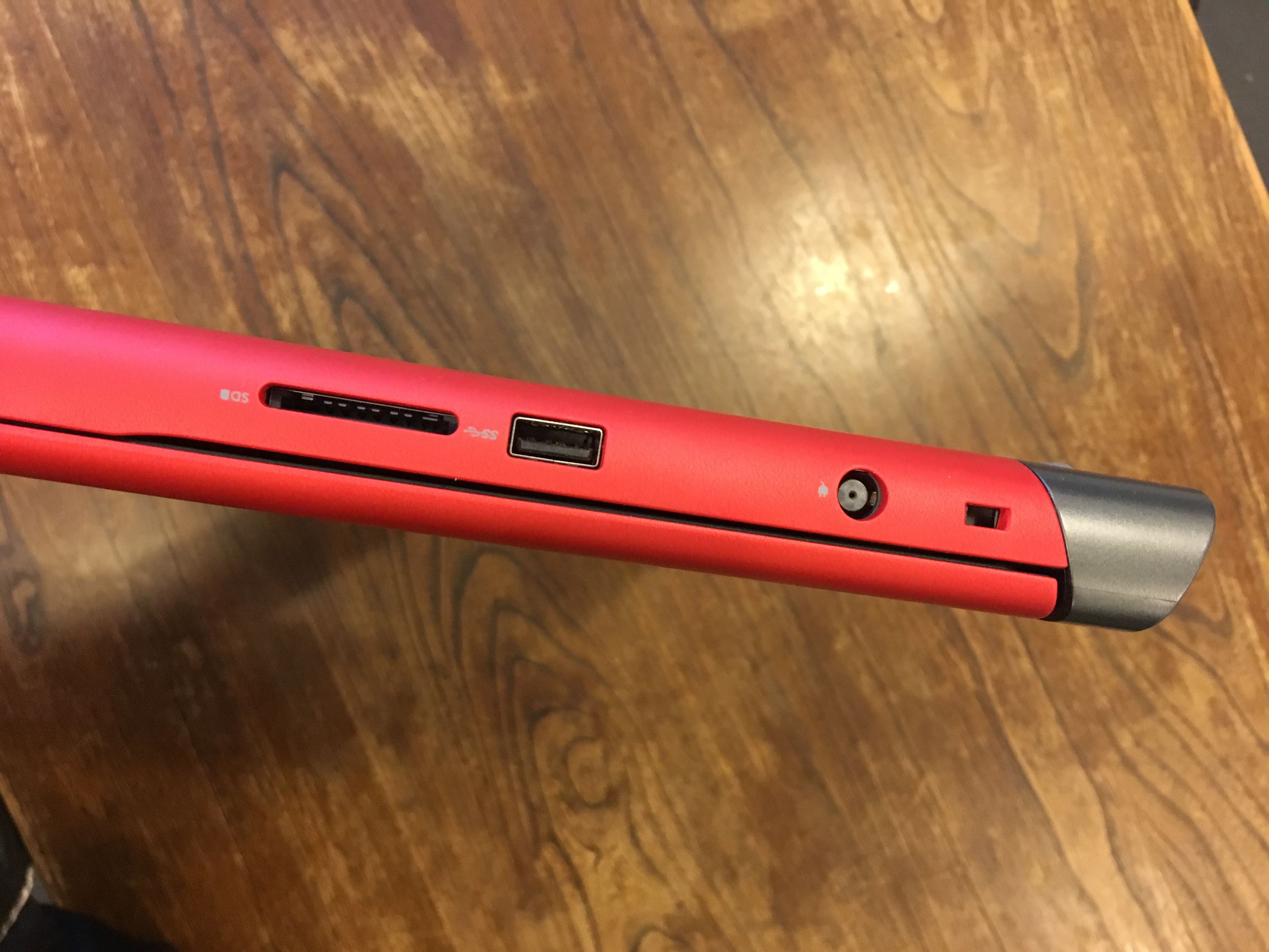 灵越和游匣哪个好,灵越游匣speed