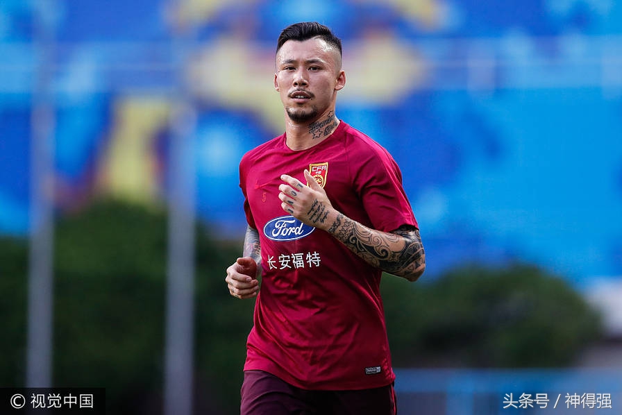 国足世预赛主场氛围,18年世预赛国足里皮的表现