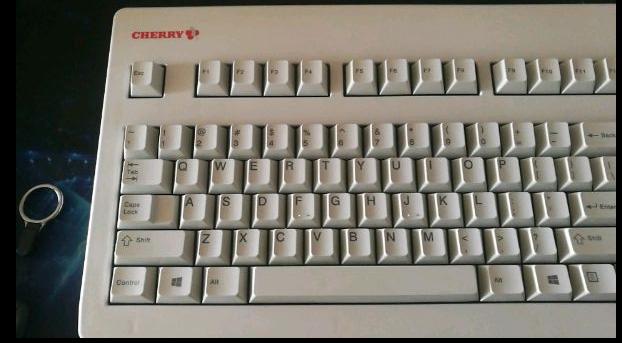 机械键盘如何清理比较干净,机械键盘维护和清理