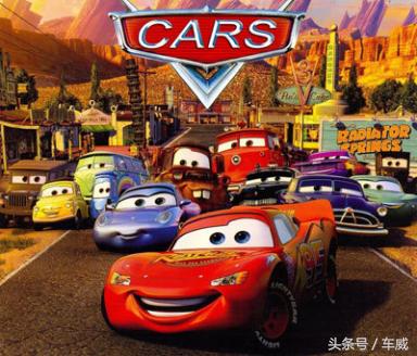 赛车总动员里的闪电麦昆,赛车总动员闪电麦昆在沙地训练