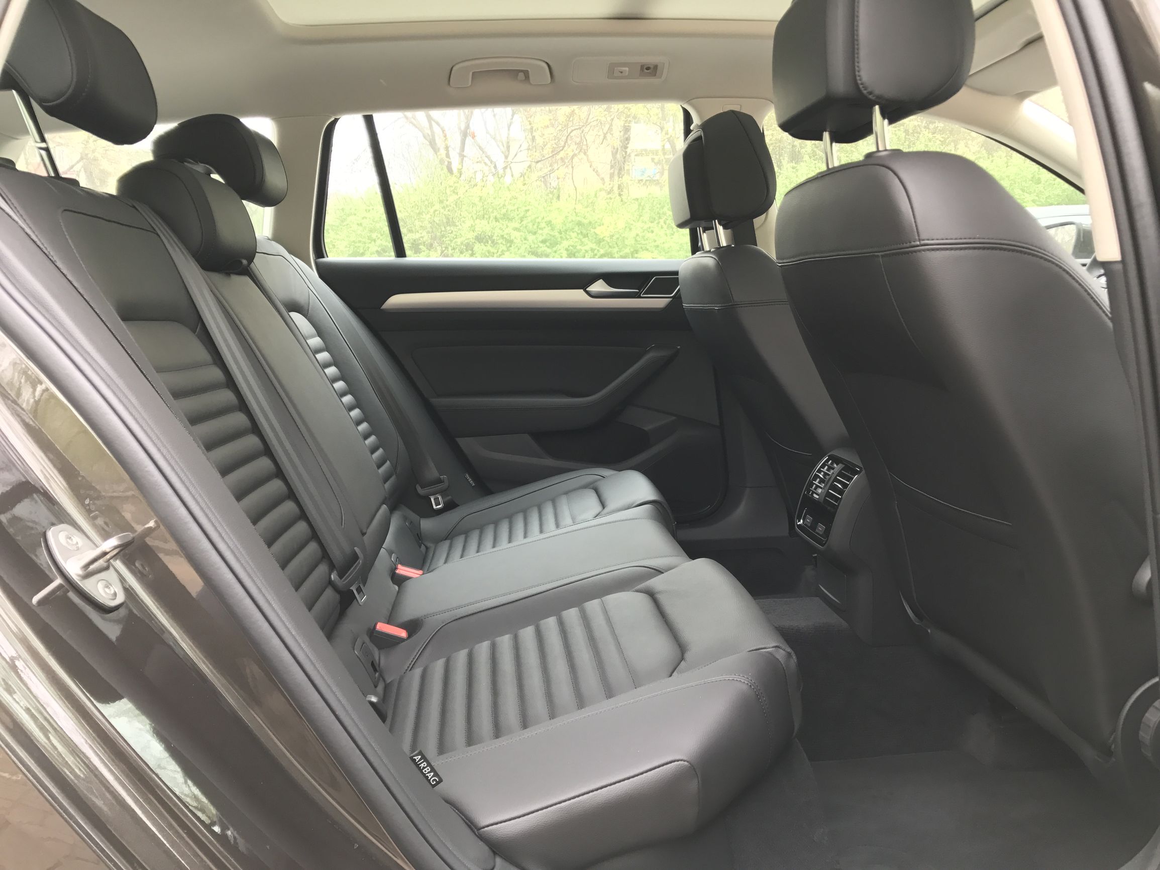 大众蔚揽车主真实感受,大众蔚领行驶三万公里