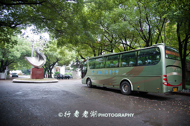 高考对我们来说是小菜一碟，黄冈中学真有那么虐人吗