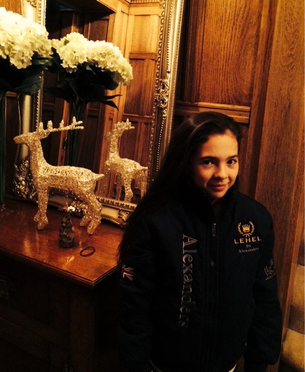 萌娃陪你过六一!足坛8大可爱宝贝:小七萌翻全场迷你罗子承父业