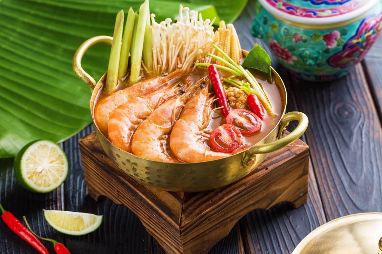 能把一条柴犬请来当服务员，也只有杭州这家新晋网红商场了吧……这波刷卡5折攻略，你一定收好！