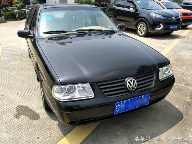 1万左右后排能放平的车,b级空间大动力足的轿车