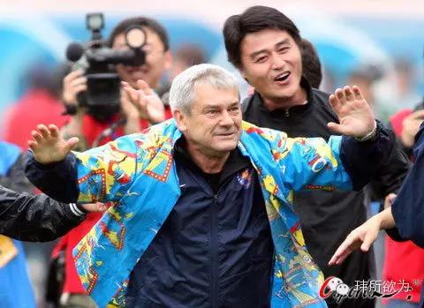 双冠王巅峰之战,桑特拉奇双冠王