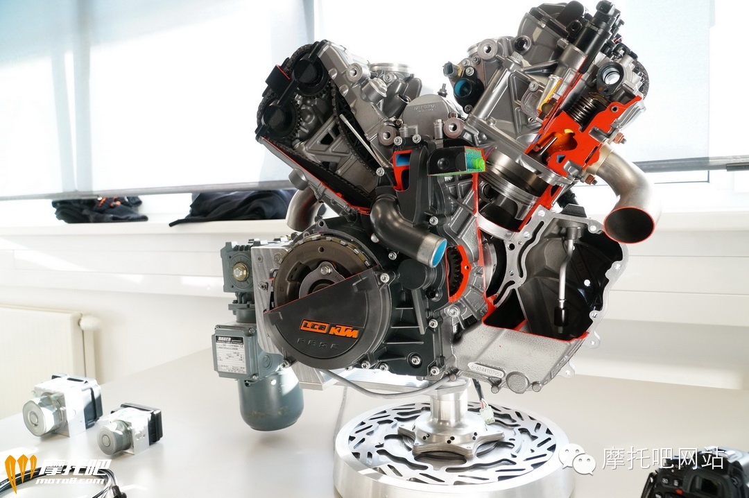 濂ュ湴鍒﹌tm1290superdukegt,ktm宸ュ巶鍦ㄥゥ鍦板埄鍝噷