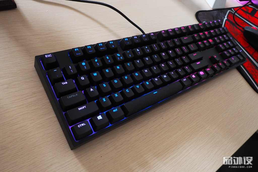 酷冷至尊键盘烈焰枪测评,酷冷至尊机械键盘xtv2