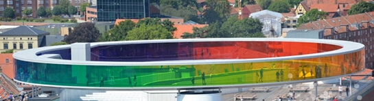 惊险高楼攀爬视频,最牛逼的楼顶花园