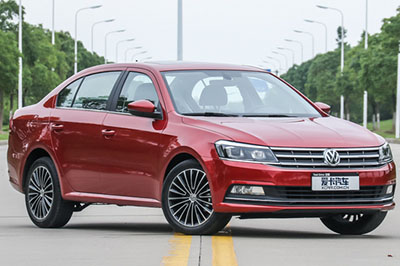 朗逸比较速腾,朗逸中型