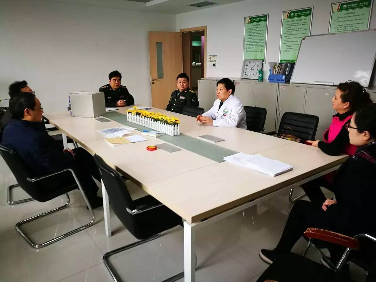 相丞：你一定要从371医院健康走出来，再接着当导演、当演员……