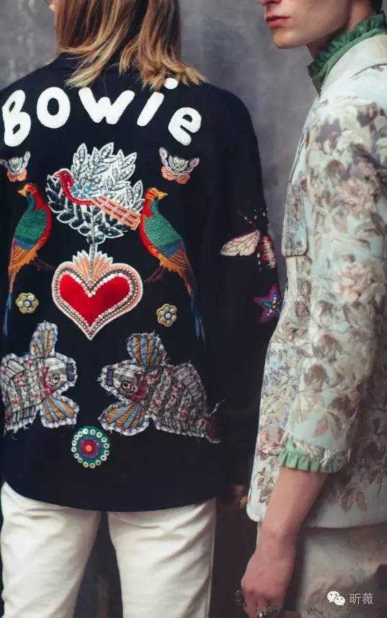 从动物世界到迷幻花园，“绣”出街头最高回头率，这样的单品你必须有一件