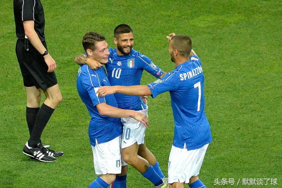 足坛昨日新闻：中超在迎大牌教练，国足备战，英格兰夺冠