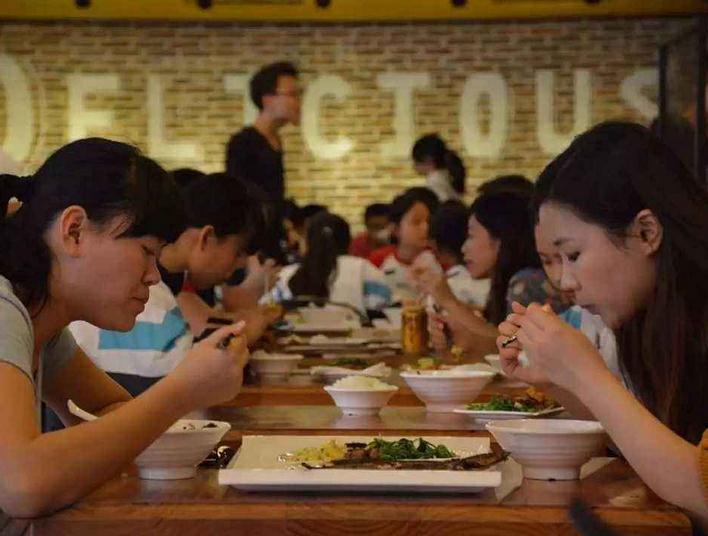 创业开店这几个项目千万别入坑,创业开店不要技术