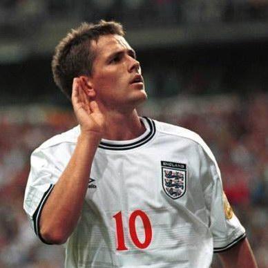 我们记忆中的英雄纪录片,谁是你认为的最伟大的前锋