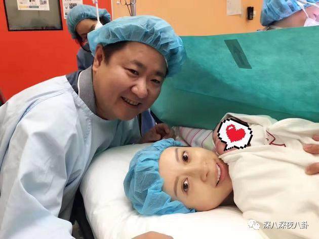 作为博纳的老板娘，开火锅店半个娱乐圈都来捧场，就问厉害不