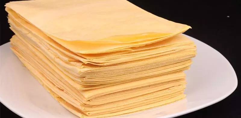 一盒让你忘掉手抓饼的山东煎饼，每一口都能吃出康师傅鸡蛋卷的味