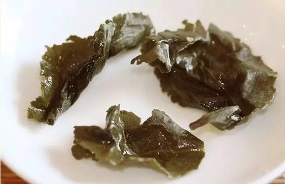 铁观音没有绿叶红边是真的吗,铁观音绿叶红镶边代表品质吗