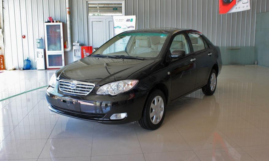 比亚迪车标变化史,比亚迪车内饰一言难尽