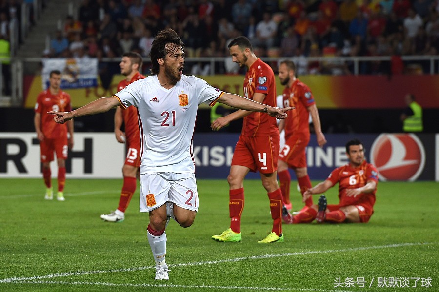 足坛昨日新闻：中超在迎大牌教练，国足备战，英格兰夺冠