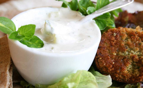 鸡皮肤最有用的酸奶是什么,实用廉价的酸奶美白方法