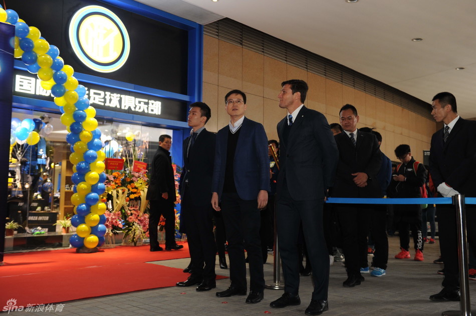 苏宁易购携手海信集团,苏宁易购战略合作方