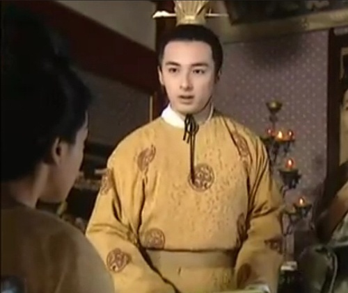 如果把杨幂唐嫣赵丽颖的这三部剧放到现在播，和她们搭档的男演员估计也会和林更新一样红！