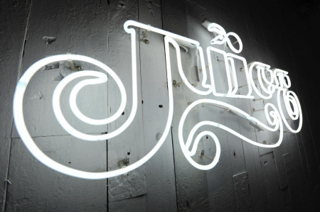 陈冠希当爸爸后变晒娃狂魔,陈冠希被曝当爸爸