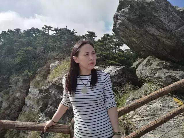 大佟人物丨医疗是救死扶伤,医美是锦上添花?李亚英,用17年经验打破执见