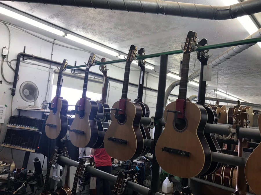 极速快报：弘力乐器2017加拿大Godin吉他工厂参观第一天精彩视频