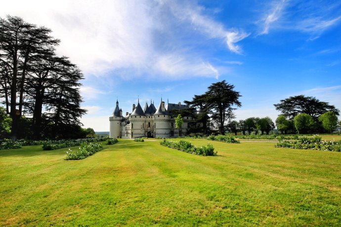 卢瓦尔河城堡简介,卢瓦尔河谷城堡位置在哪里