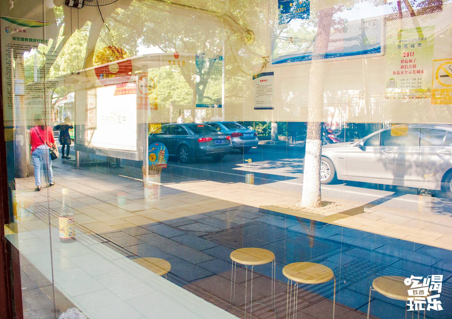 无数旅客的回忆，都停留在晓园路上这一碗碗地道小吃里