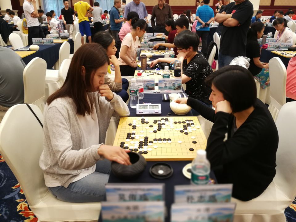 女子围甲江苏领跑,女子围甲联赛浙江继续领跑