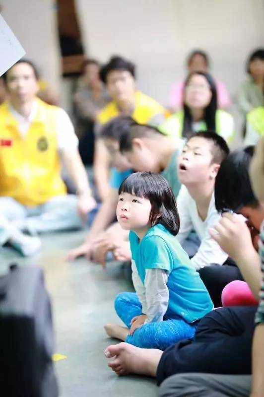 感谢命运的安排让我遇见了你,感谢命运的安排终于让我遇到你