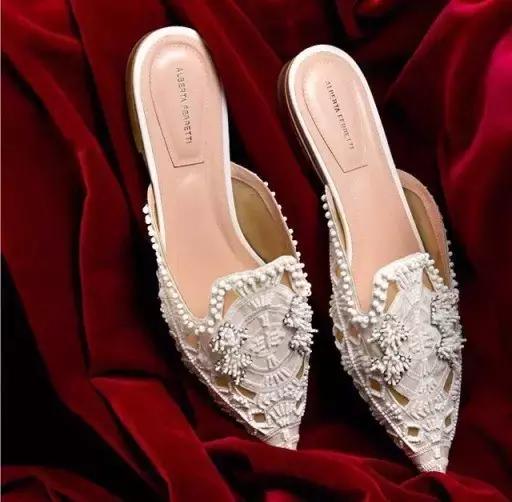 网红爆款拖鞋真好看,帅气又有颜值的拖鞋