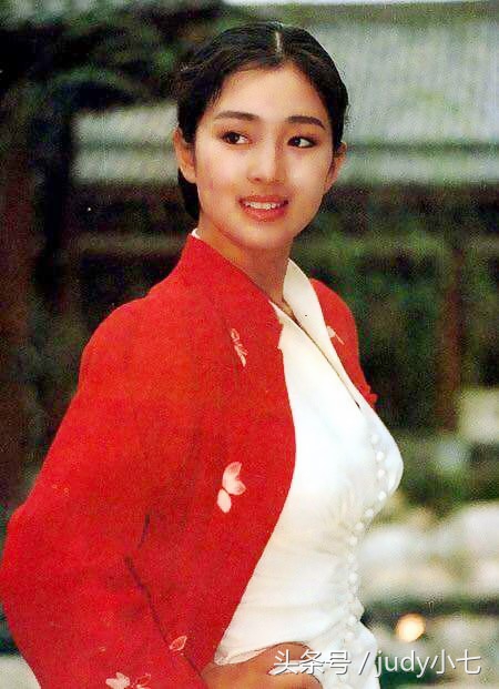 巩俐主演大红灯笼高高挂9集,巩俐大红灯笼高高挂电影