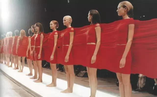 什么是三宅一生布料,三宅一生设计感