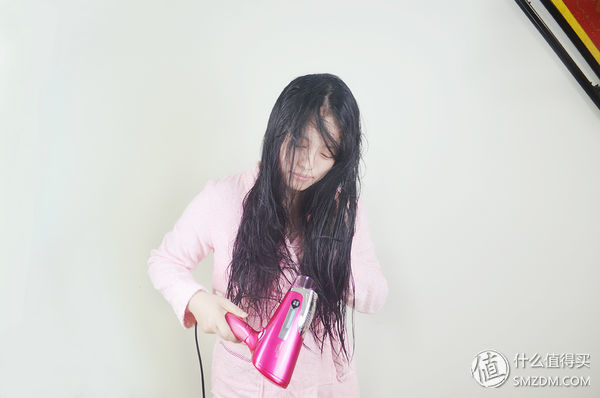 秀发水亮如丝的秘密!TESCOM黑科技TCD4000吹风机测评
