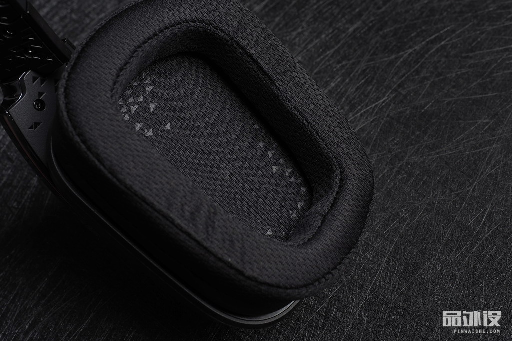 罗技g933的耳机接收器通用吗,罗技g933s耳机开机灯亮一下就灭