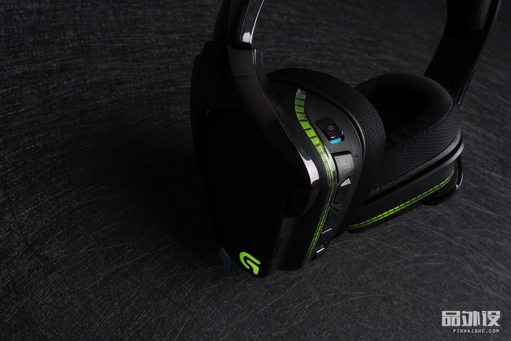 罗技g933的耳机接收器通用吗,罗技g933s耳机开机灯亮一下就灭