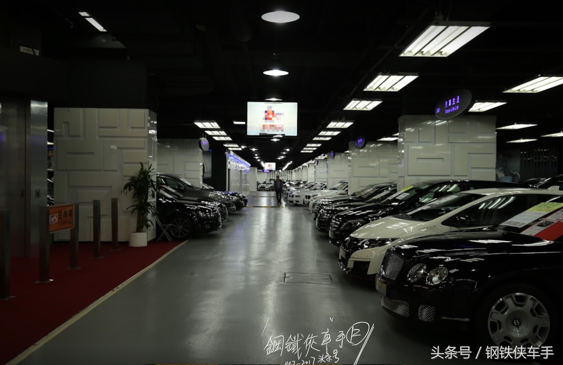 带大家看看香港全景,带你们看看香港大街上都是什么车