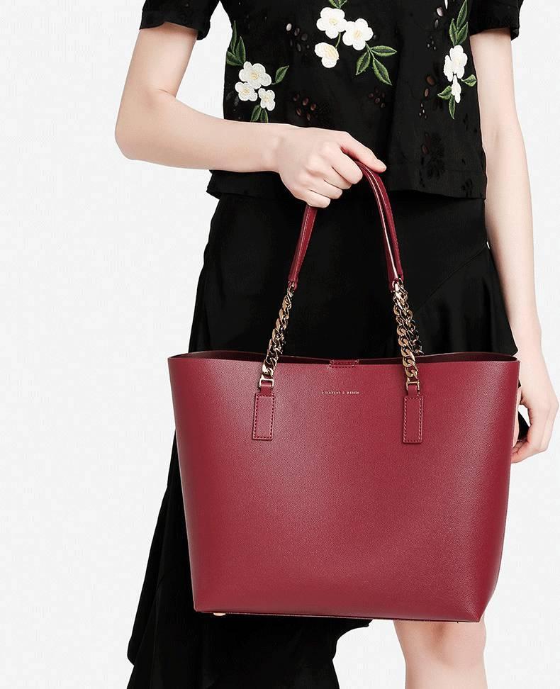 十大入门级轻奢女包千元下,20岁女生适合背什么品牌的包