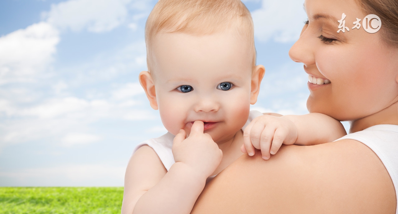 天气冷宝宝换尿不湿怎么办,天气热宝宝尿少但是精神好正常吗